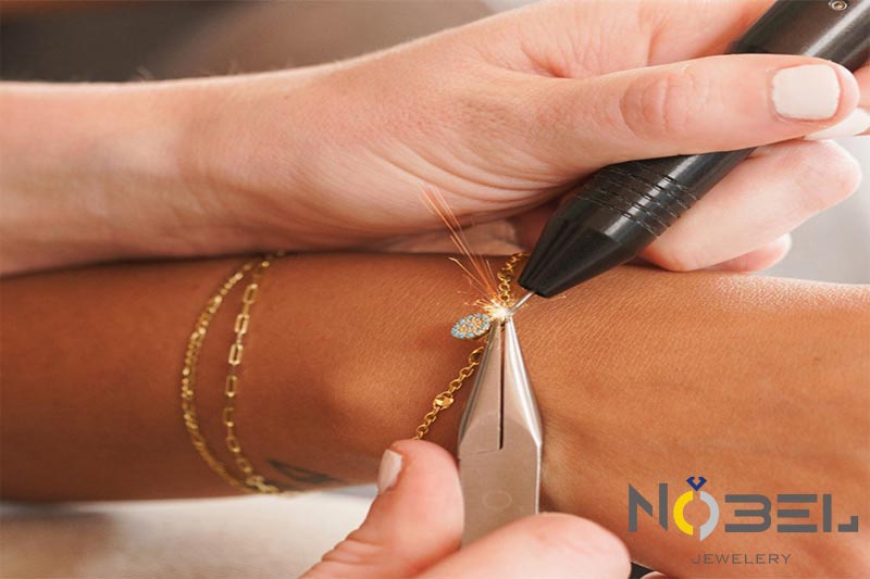 کوتاه کردن گردنبند و دستبند طلا